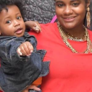 Meet your Posher, Desiree